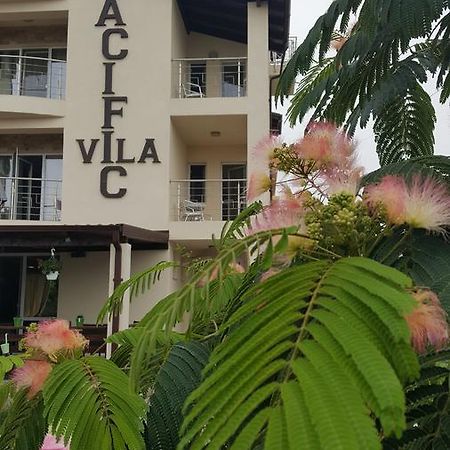 Vila Pacific Костинешти Экстерьер фото