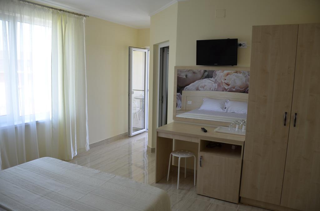 Vila Pacific Костинешти Экстерьер фото